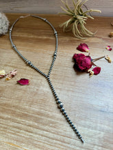 Load image into Gallery viewer, Graduated Lariat Necklace