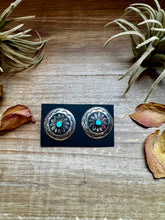 Load image into Gallery viewer, Concho Earrings