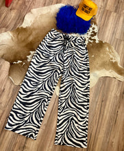 Load image into Gallery viewer, Cowgirl Safari Britches