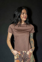 Load image into Gallery viewer, Cloud Basic Snug - Brown
