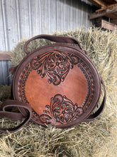 Load image into Gallery viewer, Canteen Purse
