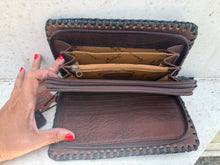 Load image into Gallery viewer, Cowhide Wallet - Black &amp; White
