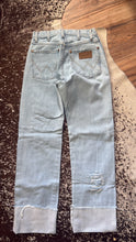 Load image into Gallery viewer, Vintage Wrangler- Light Wash - Size 0/2 #9
