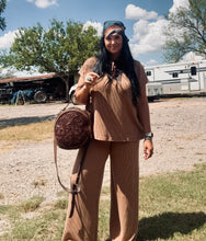 Load image into Gallery viewer, Ribbed Pant Set - Brown
