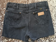 Load image into Gallery viewer, Vintage Wrangler- BLACK - fits 8/10 - #5
