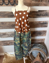Load image into Gallery viewer, Polka Dot Cami
