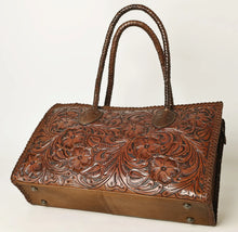 Load image into Gallery viewer, Mojave Shoulder Bag
