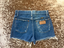 Load image into Gallery viewer, Vintage Wranglers - NO HOLES
